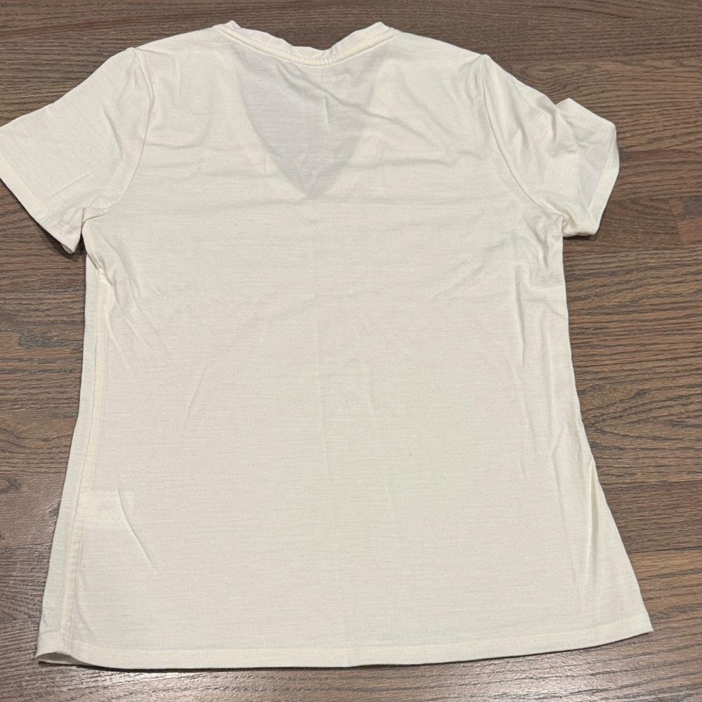 Unbound Merino Women's Cream V-Neck T-Shirt M - Picture 5 of 5
